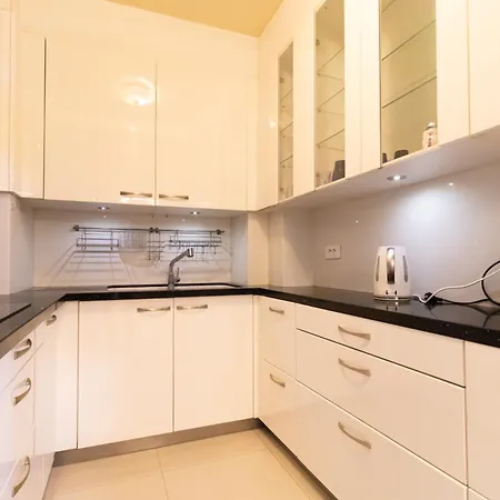 Spacious Flat 120m2 Close To Eiffel Tower شقة باريس